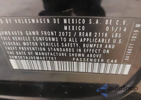 2014 Volkswagen Jetta 2.0L S z USA, uszkodzony, nr VIN 3VW2K7AJ9EM407707